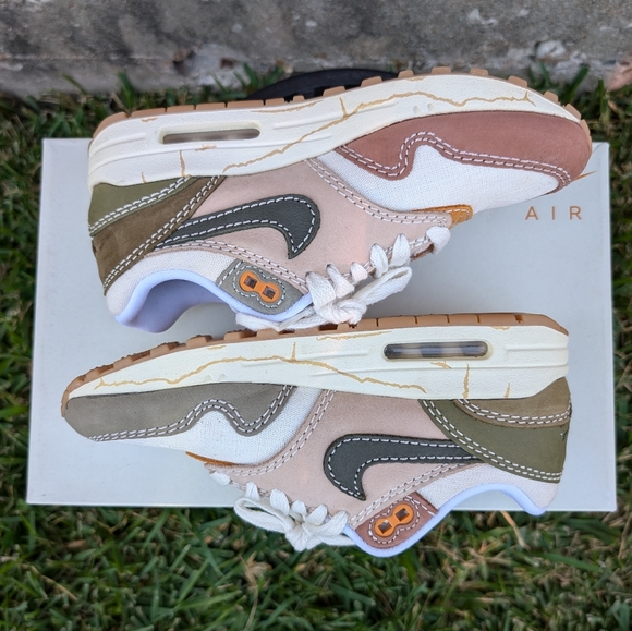 Nike Air Max 1 PremiumWabi-Sabi - Picture 3 of 9